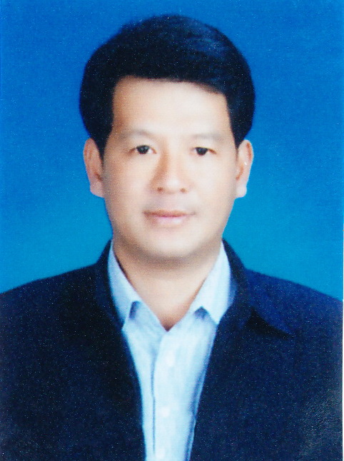 นายอุทัย สุนันต๊ะ